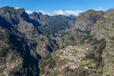 Vereda da Eira do Serrado, Madeira hiking trail (V-EIRASERRADO)